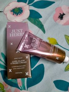 Just Herbs Lumi-Glow Strobe Cream✨