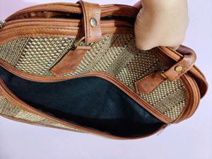 Stylish Woven Handbag