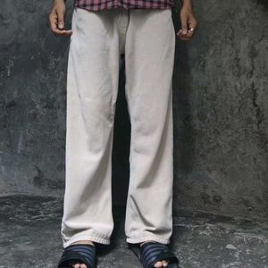 Men's Beige Relaxed Fit Jeans