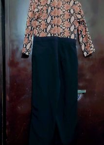 Black Stylish Snake Print Jumpsuit For 32 Bust