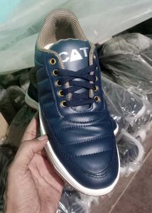 NEW NO USED CASUAL SHOES,