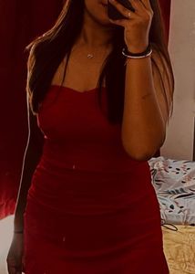 Chic Red Strapless Ruffled Dress