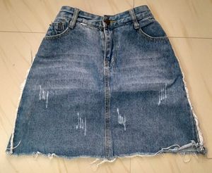 short Jean skirt