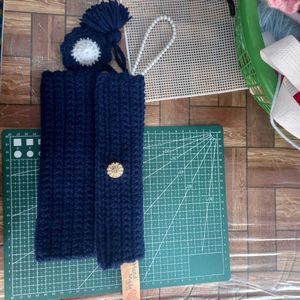 Handmade Knitted Cluch