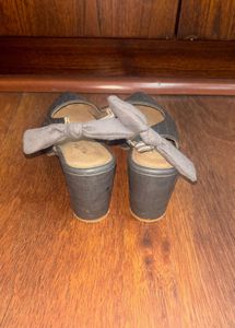 Stylish Grey Croc Embossed heels