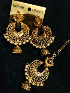 indian Jhumka Earrings and Tikka Set