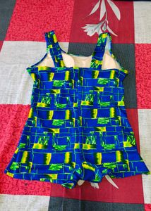 comfortable swimming set