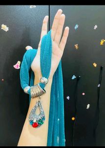 Teal scarf with Pendant