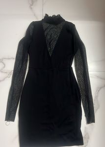 Chic Black Lace Sleeve Dress