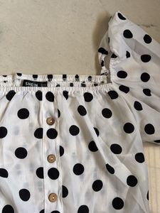Shein Polka Dot Cute Top 🖤