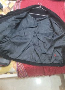 Girls /women's Black Blazer.