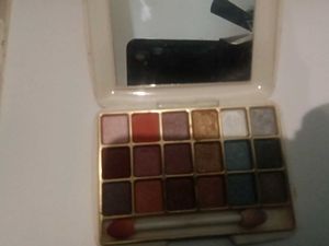 Eyeshadow Palette
