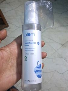 Plum Rice Water &amp; Niacinamide Toner