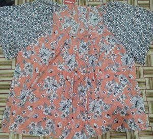 Floral Peach Top