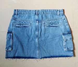 Stylish Denim Cargo Mini Skirt