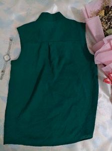 Chip green top✨