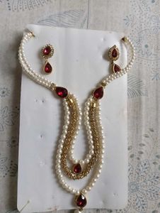 Pearl Necklace & Earring Set