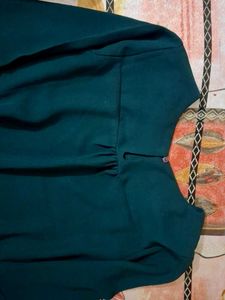 Stylish Emerald Green Tunic Top