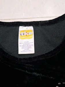 Chic Black Velvet Top with white pant