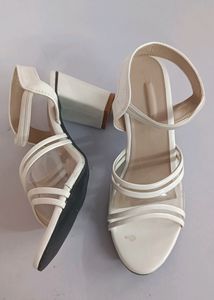 🎉Sale 🎉White Transparent  Block Heels