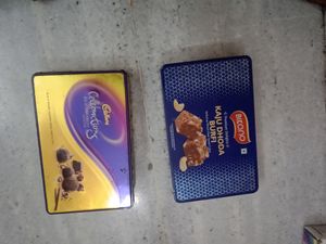 Empty 2 Tin Box