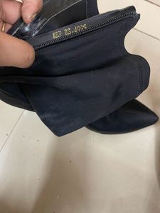 Black Boots Zip Open Block Heels