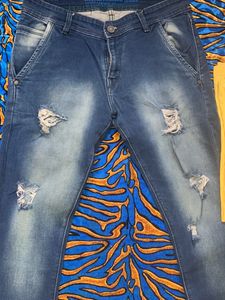 Combo T-shirt And Jeans Pant📌offer In Profile