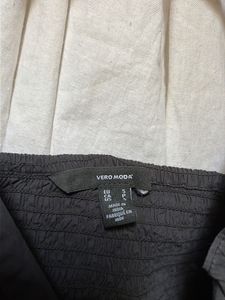 Veromoda Chic Black Ruffle Crop Top
