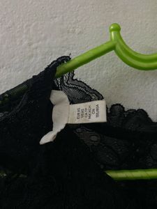 H&amp;M Sheer Lace Cropped Top