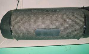 Sony Speaker. Like New. Good Condition..