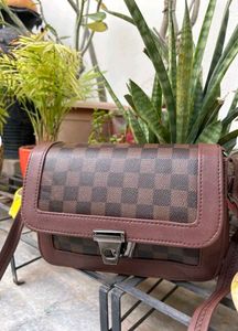 Stylish Brown Checkered Crossbody Bag