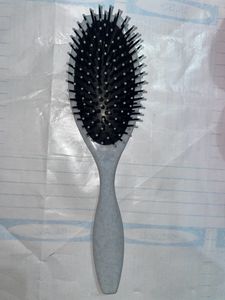 Hair Brush With Freebie ☺️😃