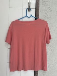 Ribbed  Salmon Top with "Have a Beautiful Day" Tag