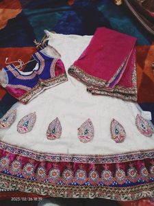 Side Lehnga