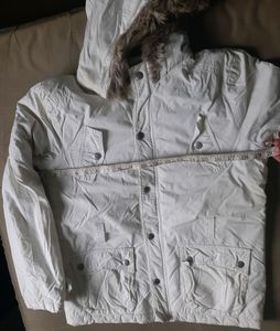 White Jacket From 🇨🇦