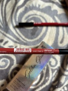 Makeup Bundle: Eyeshadow,lipliner,strobe cream