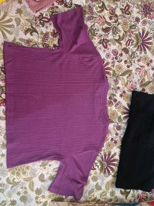 Ribbed Purple Cropped T-Shirt