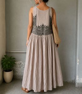 Elegant Black &amp; Beige Maxi Dress