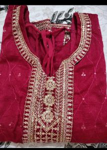 Elegant Embroidered Kurta