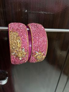 Stunning Pink &amp; Gold Crystal glass Bangles