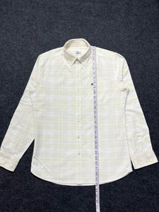 Men's Classic Plaid Button-Down Shirt