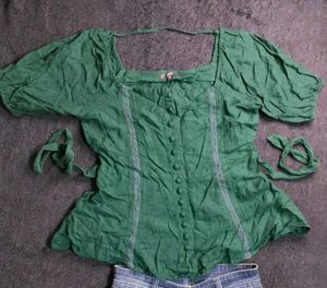 Green Puff Sleeve Blouse