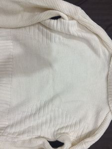 Oversized Korean White Sweater – Size Medium 🤍