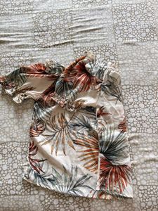 Off-Shoulder Tropical Print Top