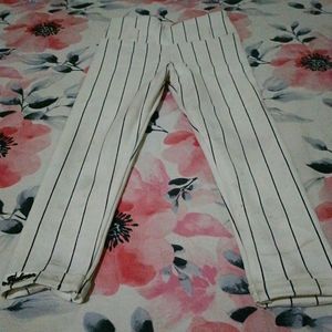 girl off white strachble trouser