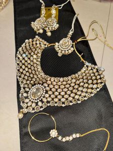 Bridal Kundan Jewellery Set - 4 pc