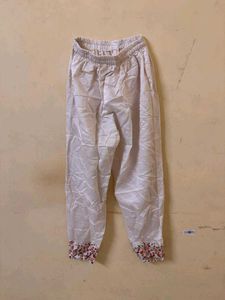 Embroidered kurta set