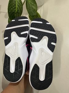 Nike Legend Essential Training Shoe
