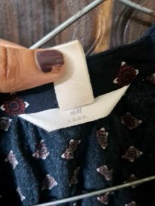 H&amp;M Printed Long Sleeve Top