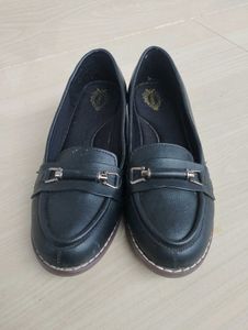 Loafer shoes